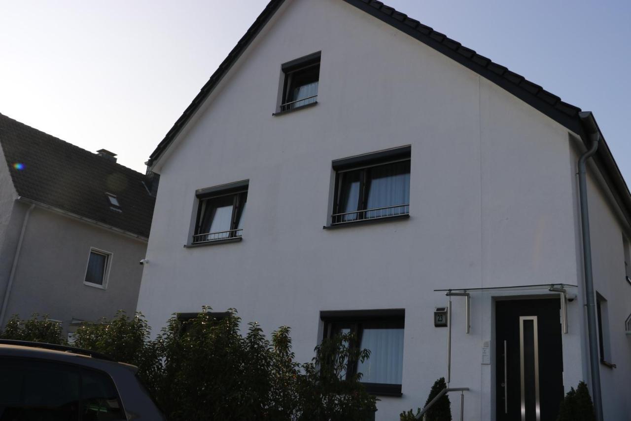 Rooms In Duesseldorf Near The Airport/Fair Exterior foto